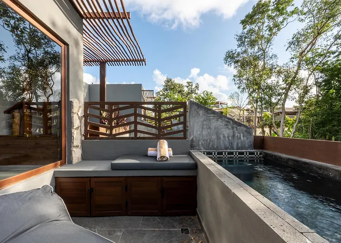 Nomad Humans Residences *