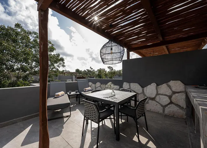 Nomad Humans Residences